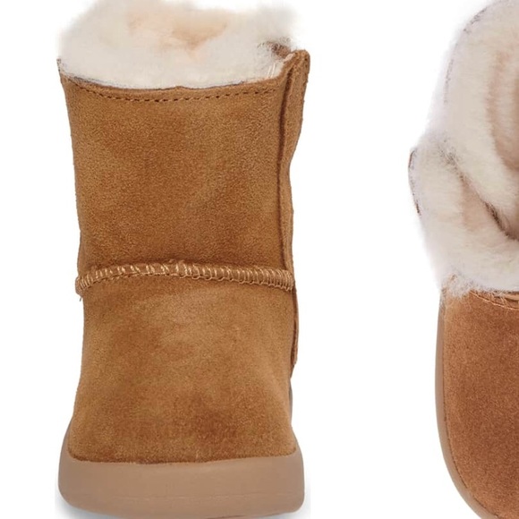 infant uggs size 1